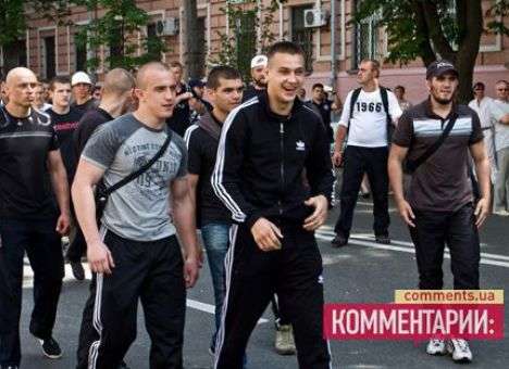 За драку с журналистами взялись жертва «снежной атаки» и «молодой регионал»