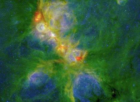 Туманность Кошачьей лапы оказалась «эхом» древних галактик