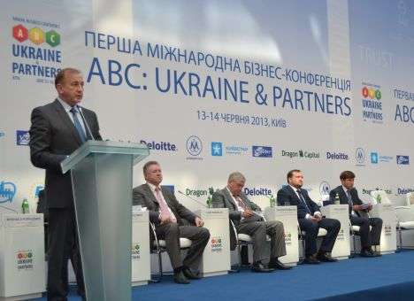 Министр Короленко: Мы должны помочь ГМК выбраться из кризиса самостоятельно