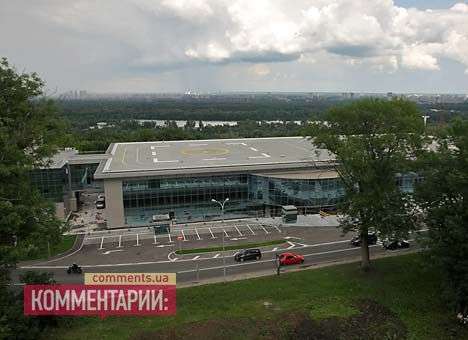 От Пшонки потребовали снести «вертодром №1» в центре Киева