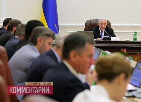 Азаров назвал планы своих подчиненных по повышению налогов «слухами»