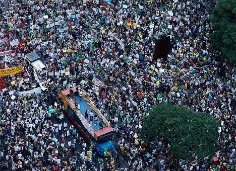 В Бразилии протестуют уже более 1 млн человек