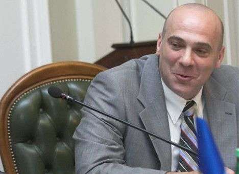 Оппозиция не помешала «регионалам» избрать сменщика Шаповала