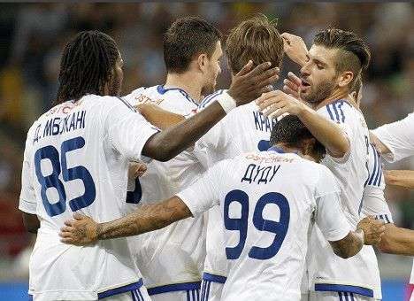 Президент Янукович начал переживать за «Динамо»