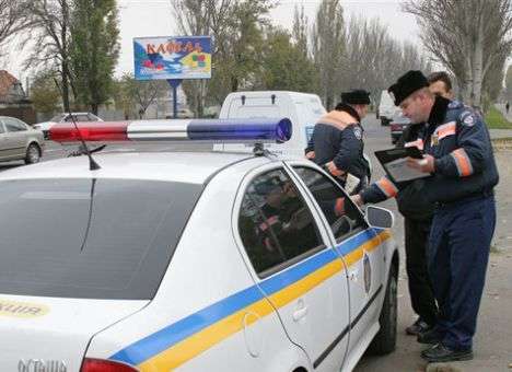ГАИ блокирует авто с надписями «Батькивщина», - нардеп (ФОТО)