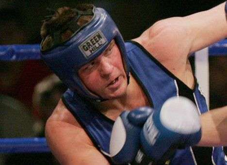 Украинец Глазков будет драться с американцем