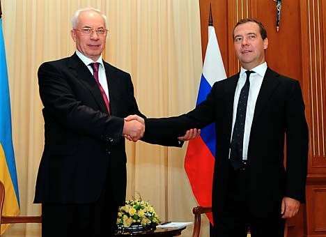 Азаров ушел от Медведева довольным