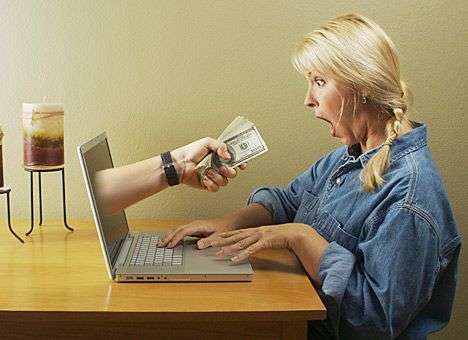 Миндоходов «душит в утробе» заграничный онлайн-шоппинг