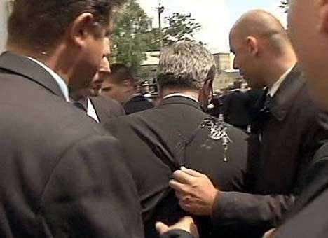 В «яичном покушении» на Коморовского губернатор Волыни увидел провокацию