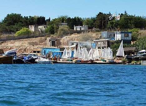 Прокуратура будет судиться с яхт-клубом, захватившем землю в Севастополе