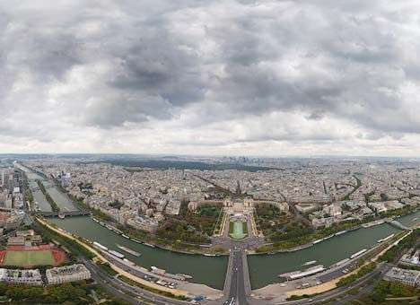 Google показал панораму с Эйфелевой башни
