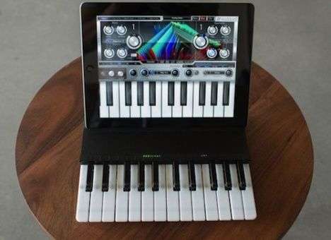 iPad превратили в компактное пианино на две октавы