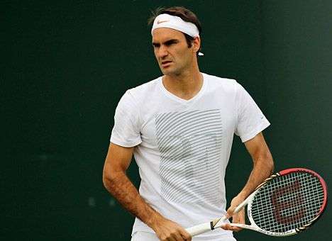 У Федерера серьёзные проблемы со спиной