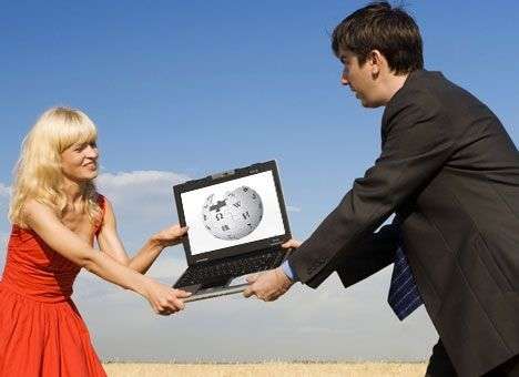 Википедия как поле информационной битвы