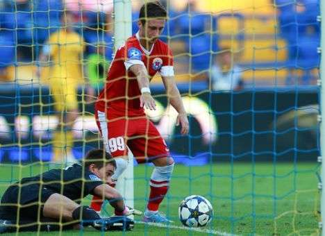 «Металлист» идет по чемпионскому графику