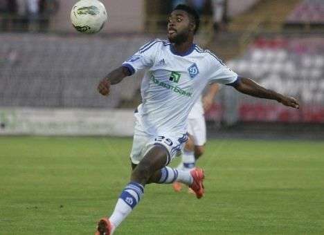 Топ-5 голов футбольного уик-энда (ВИДЕО)