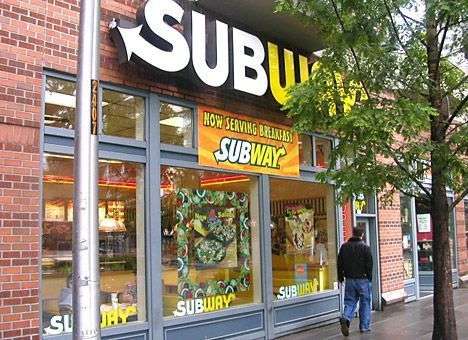 В США забастовали работники фаст-фуда