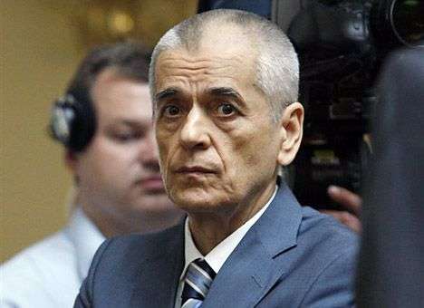 Россияне клянутся, что не смешивали конфеты Порошенко с политикой