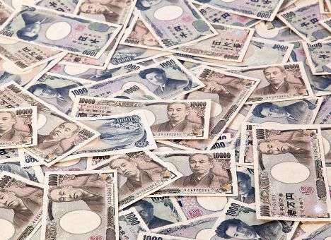 Sharp продаст акций на 100 млрд. иен