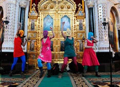 Участницу Pussy Riot этапировали в новую колонию