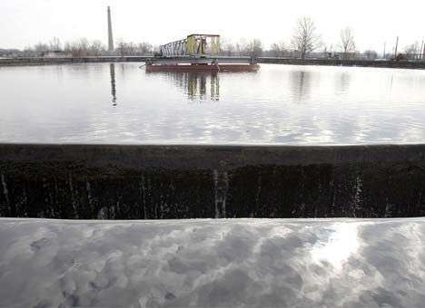 У Попова выпросили на защиту от столичных фекалий 47 млн. грн.