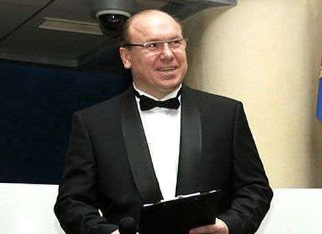 Скандальный эксперт ушел к Ахметову