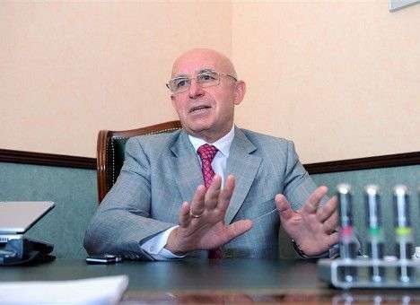 Власть хочет легитимизировать Киевсовет решением суда