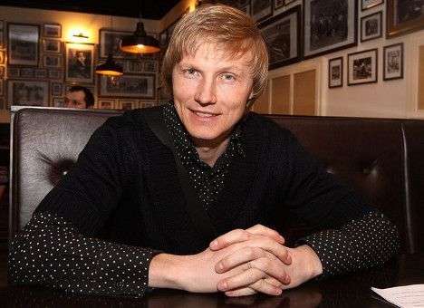 Гусин продолжит тренерскую карьеру в «Анжи»