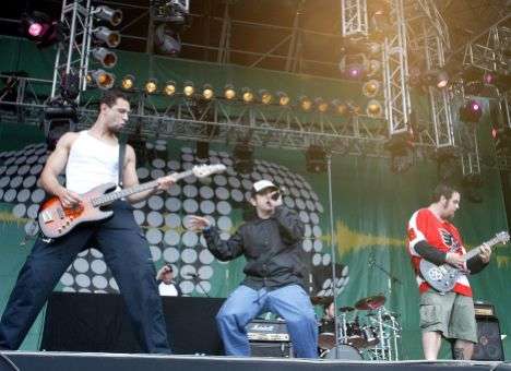 Bloodhound Gang, осквернивших флаг Украины, объявят персонами нон грата в РФ
