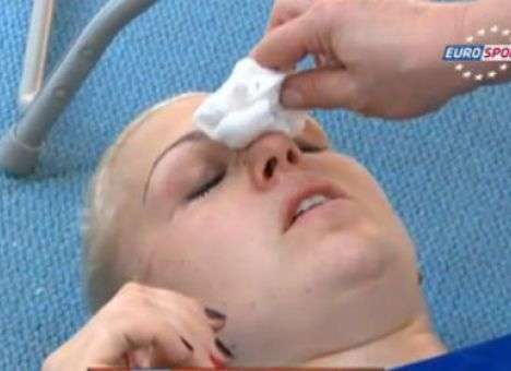 Польская метательница диска сломала нос украинской спортсменке