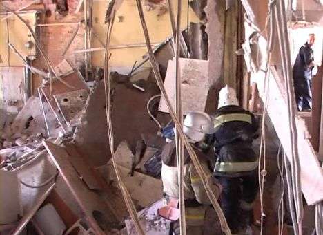 Жертвам газового взрыва в Луганске пообещали временное жилье. Кабмин молчит