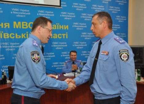 Милиционера, который отпустил зачинщиков «кровавого террора» у Корнацкого, повысили
