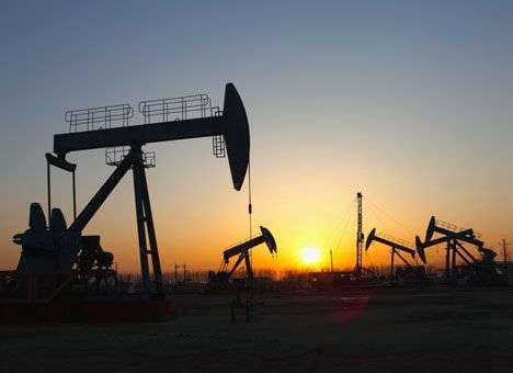 Добыча крупнейших нефтяных компаний мира рухнула, несмотря на рост инвестиций