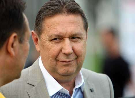 Коньков посоветовал по вопросам «Металлиста» обращаться к Суркису