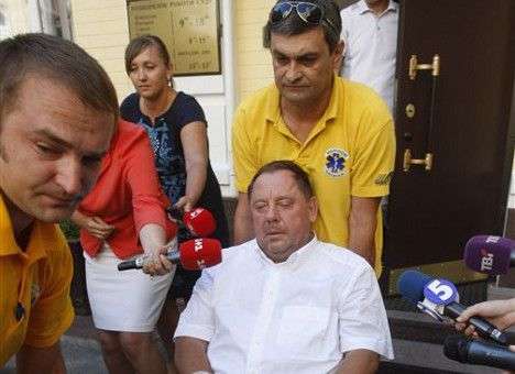 Мельник проник в Беларусь по паспорту брата, - СМИ