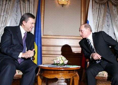 Президент Янукович обсудил с Путиным события торговой войны