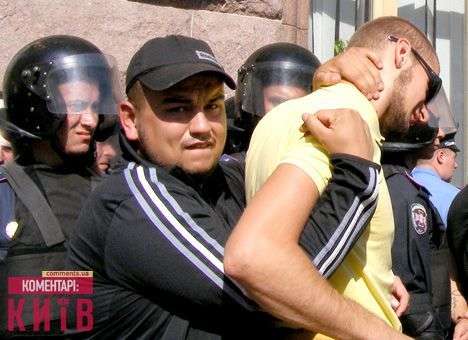 Как «титушки»-учителя под Киевсоветом митинговали (ФОТО)