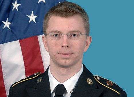 Информатор WikiLeaks назвал свое настоящее имя