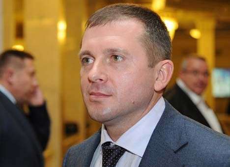 «Регионал» хочет сделать флаг Украины «берлинсколазурно-желтохромовым»