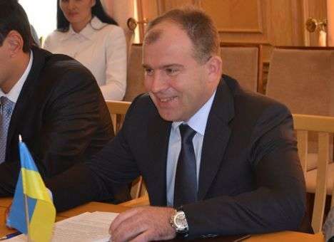 Днепропетровский губернатор потратил на часы половину своего годового дохода (ФОТО)