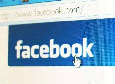 Акции Facebook рекордно взлетели
