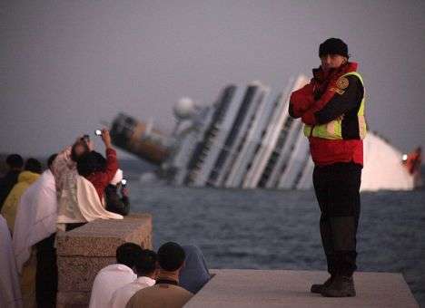 Подъем Costa Concordia отложен