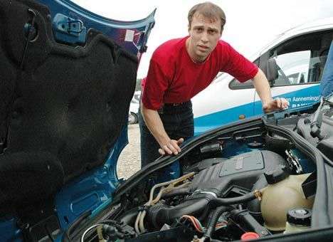 Украинцев оставили без подержанных авто