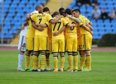 «Металлист» сделал Курченко подарок