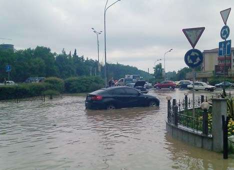 Сочи затопило. Введен режим ЧС