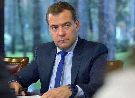 Медведев сомневается, что ЕС одобрит планы Азарова относительно Таможенного союза