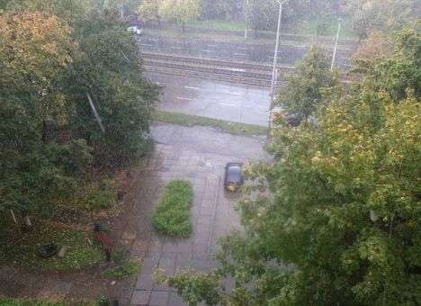 На Киев обрушился град