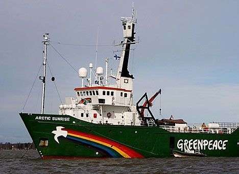 Уже пяти активистам Greenpeace предъявлены обвинения