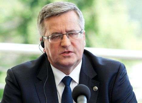 Президент Польши отказался идти на футбол с Президентом Украины