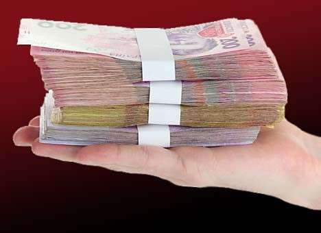 Под влиянием гадалки киевлянка 13 лет посылала деньги несуществующему брату